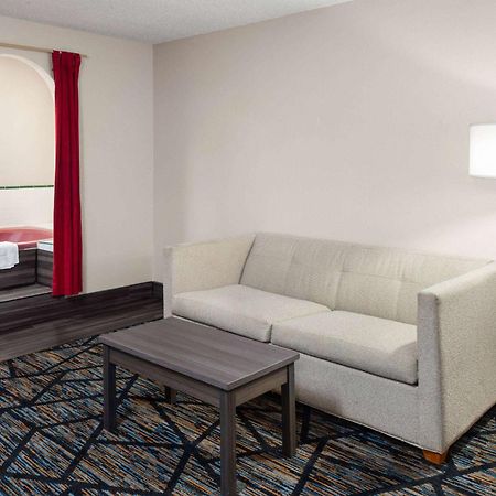 Super 8 By Wyndham Mt. Vernon Mount Vernon Ngoại thất bức ảnh